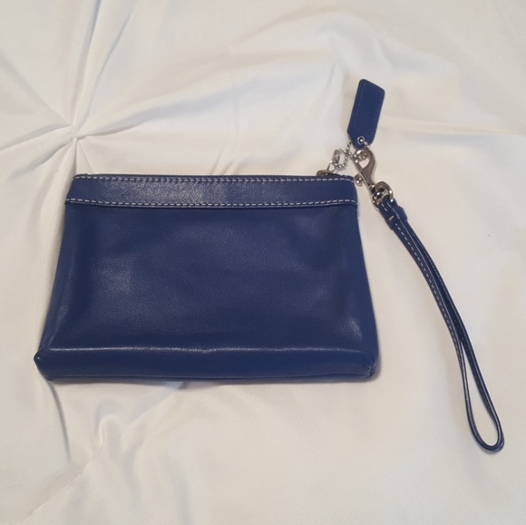 Coach Wristlet - Picture 2 of 3